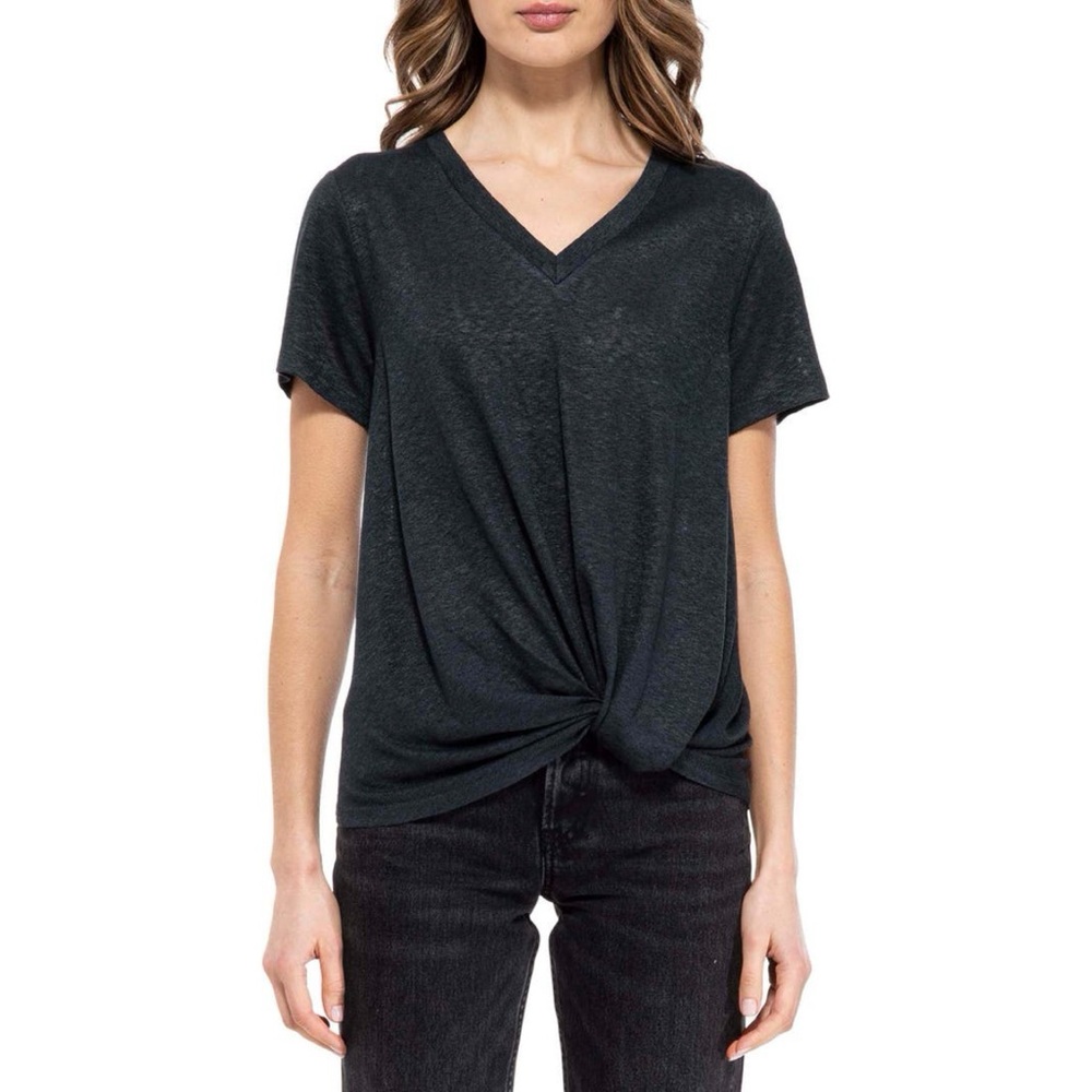 FREE 🖤 Bobeau V-Neck Twist Hem T-Shirt